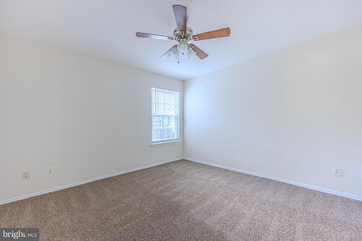 13584 Lord Sterling Place #10-4 photo 14