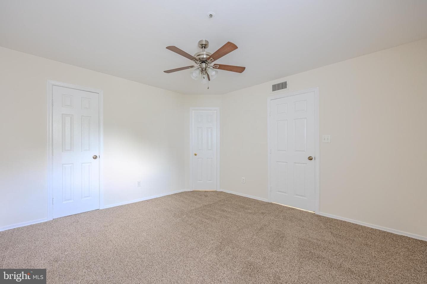 13584 Lord Sterling Place #10-4 photo 16