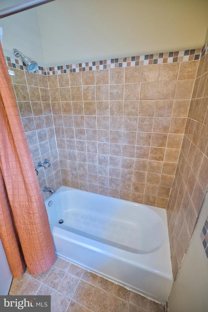 1518 Perrell Lane photo 13