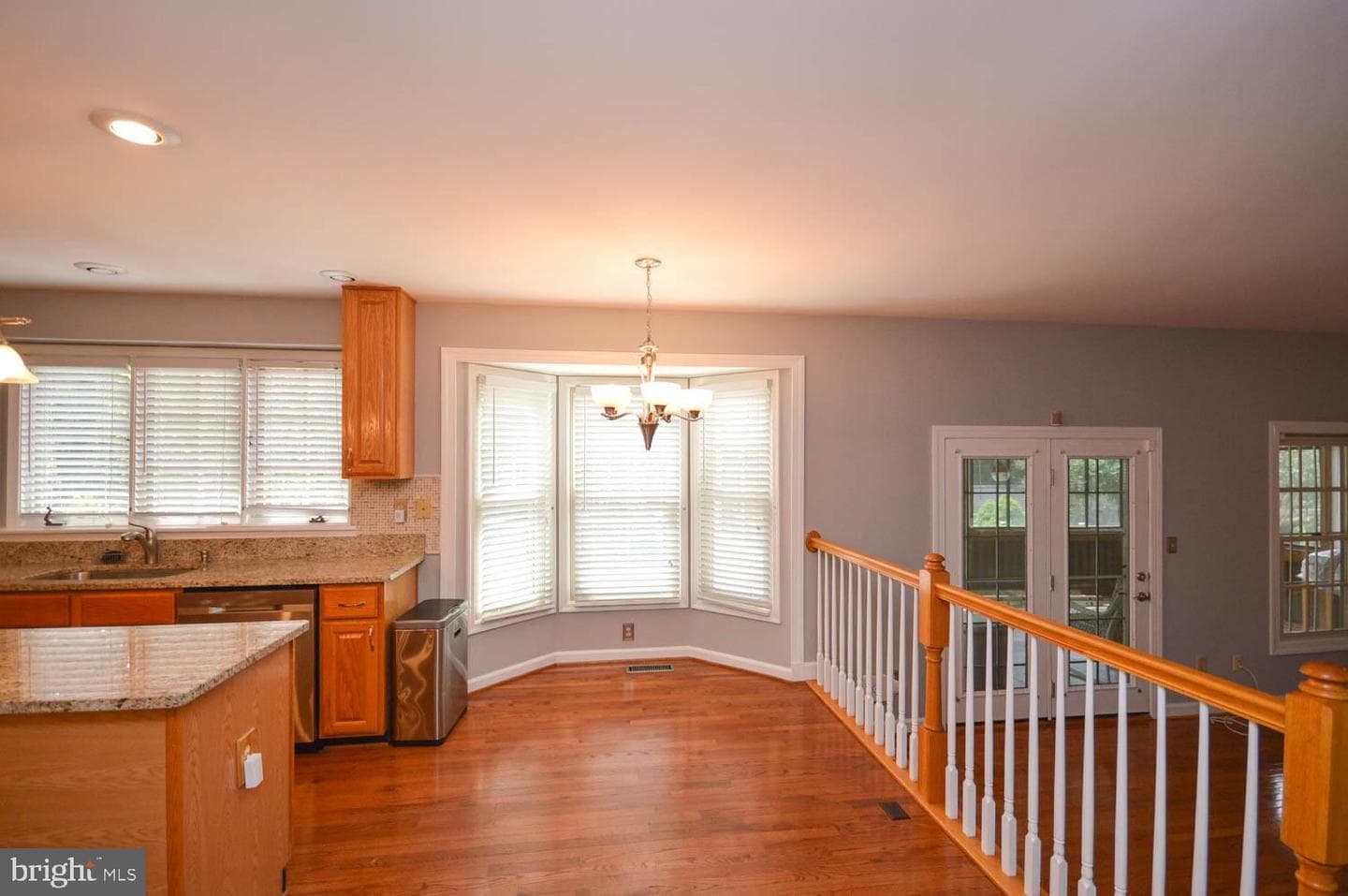 10513 Foxlake Drive photo 12