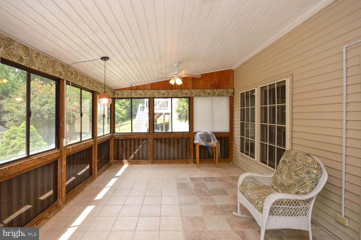 10513 Foxlake Drive photo 23