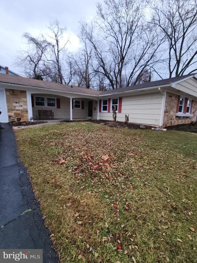 16009 Pond Meadow Lane