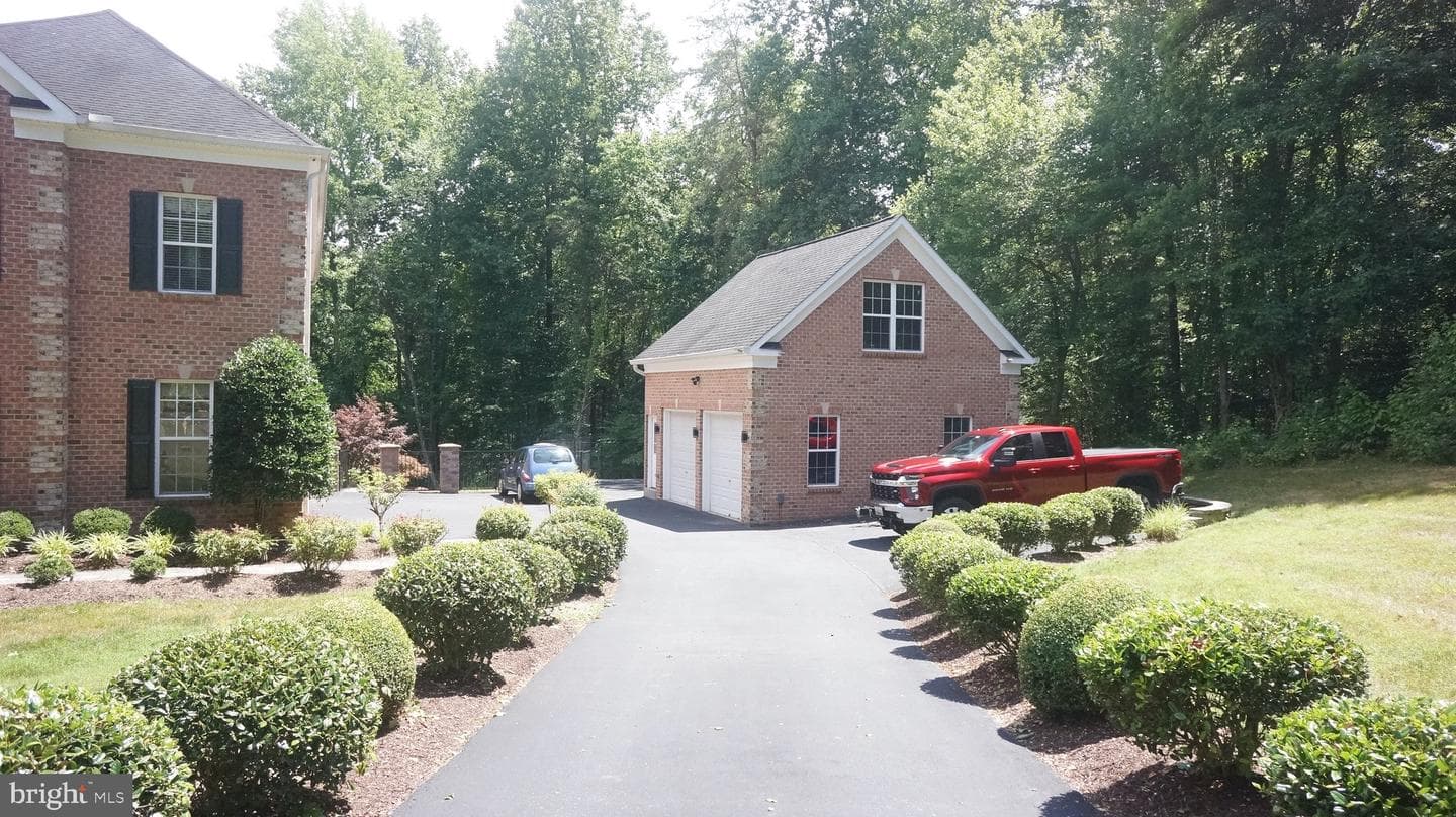15905 Venice Road photo 4