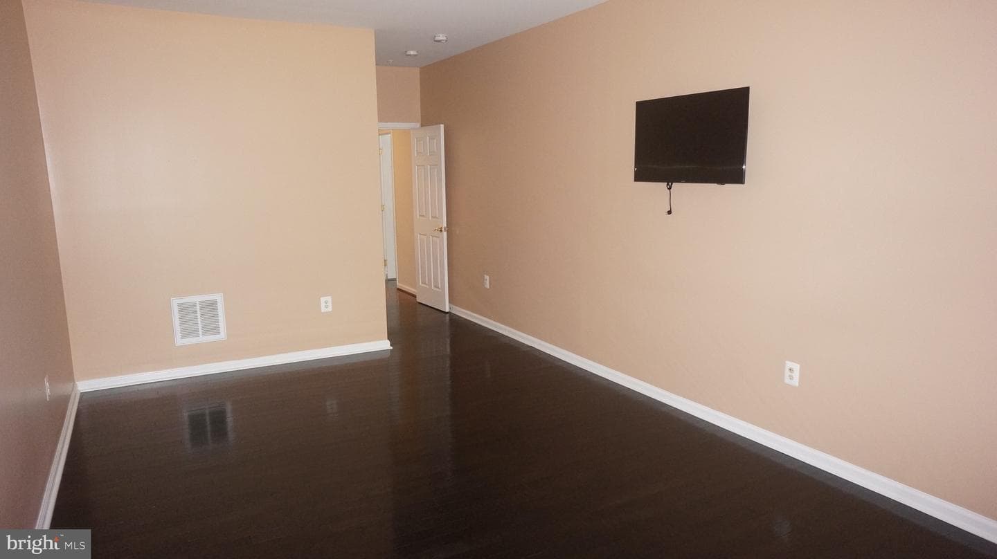 15905 Venice Road photo 43