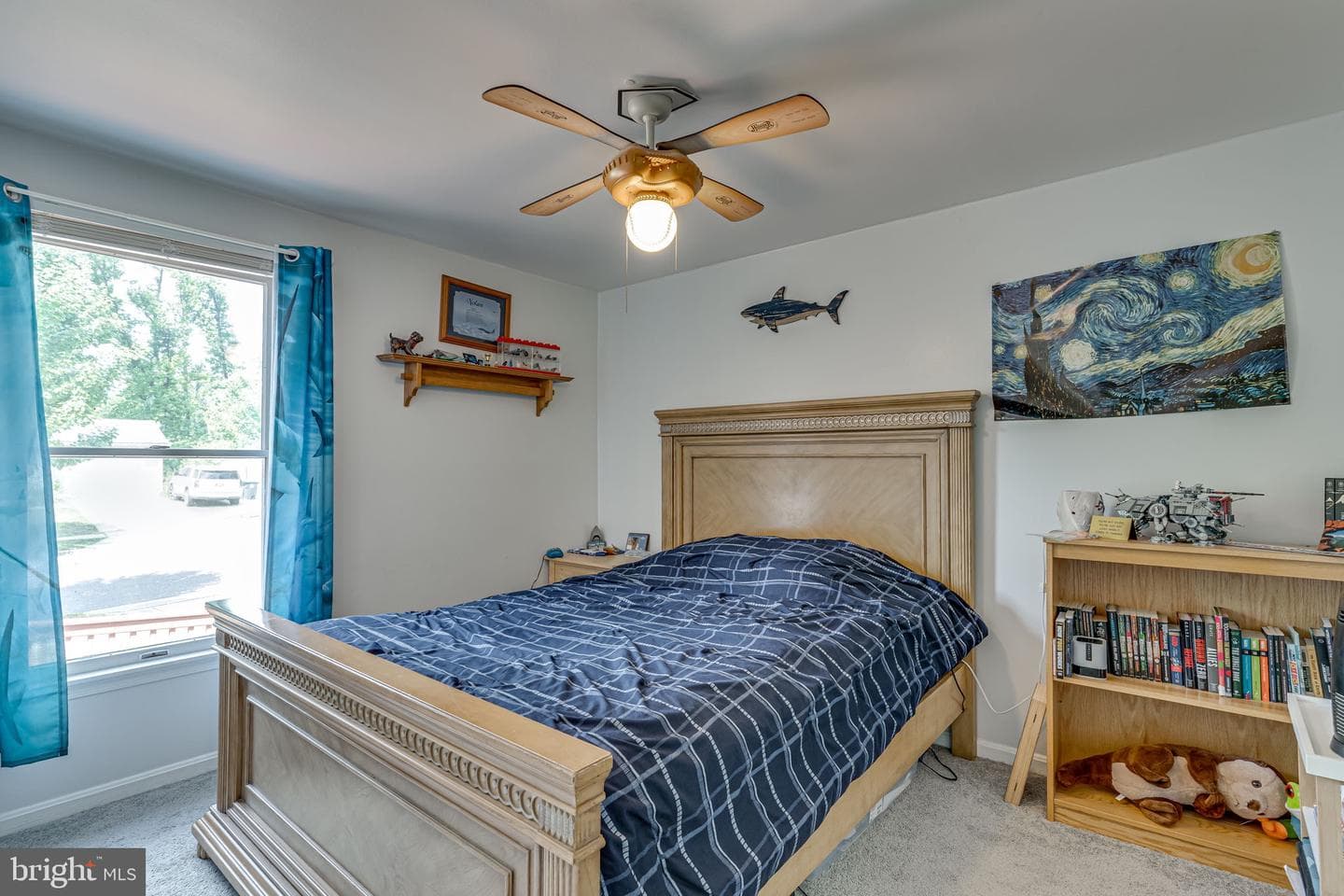 7102 Sybaris Drive photo 12