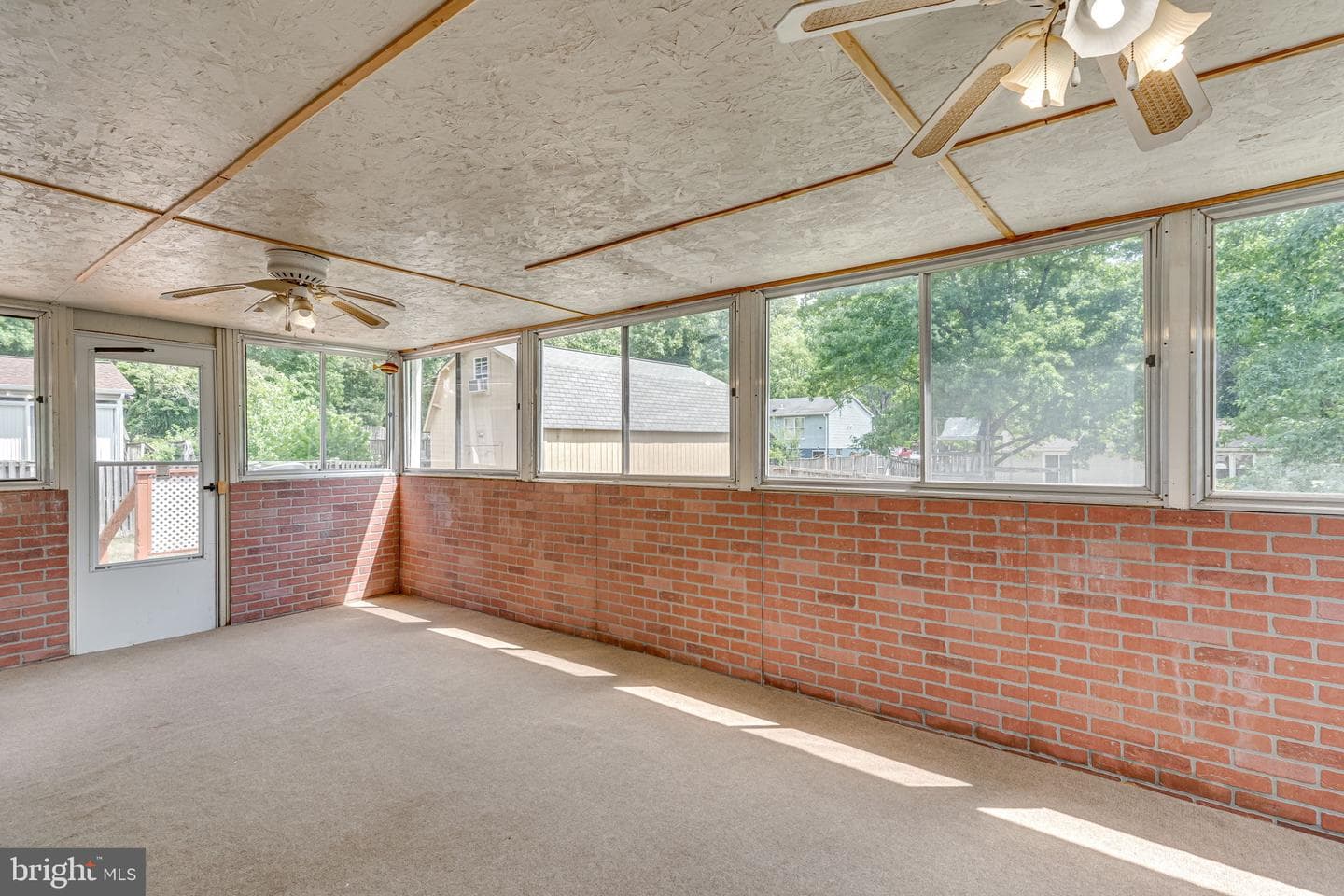 7102 Sybaris Drive photo 19