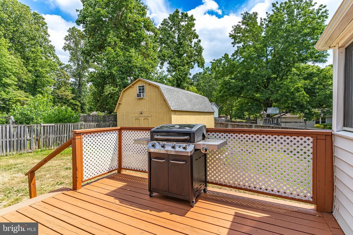 7102 Sybaris Drive photo 20