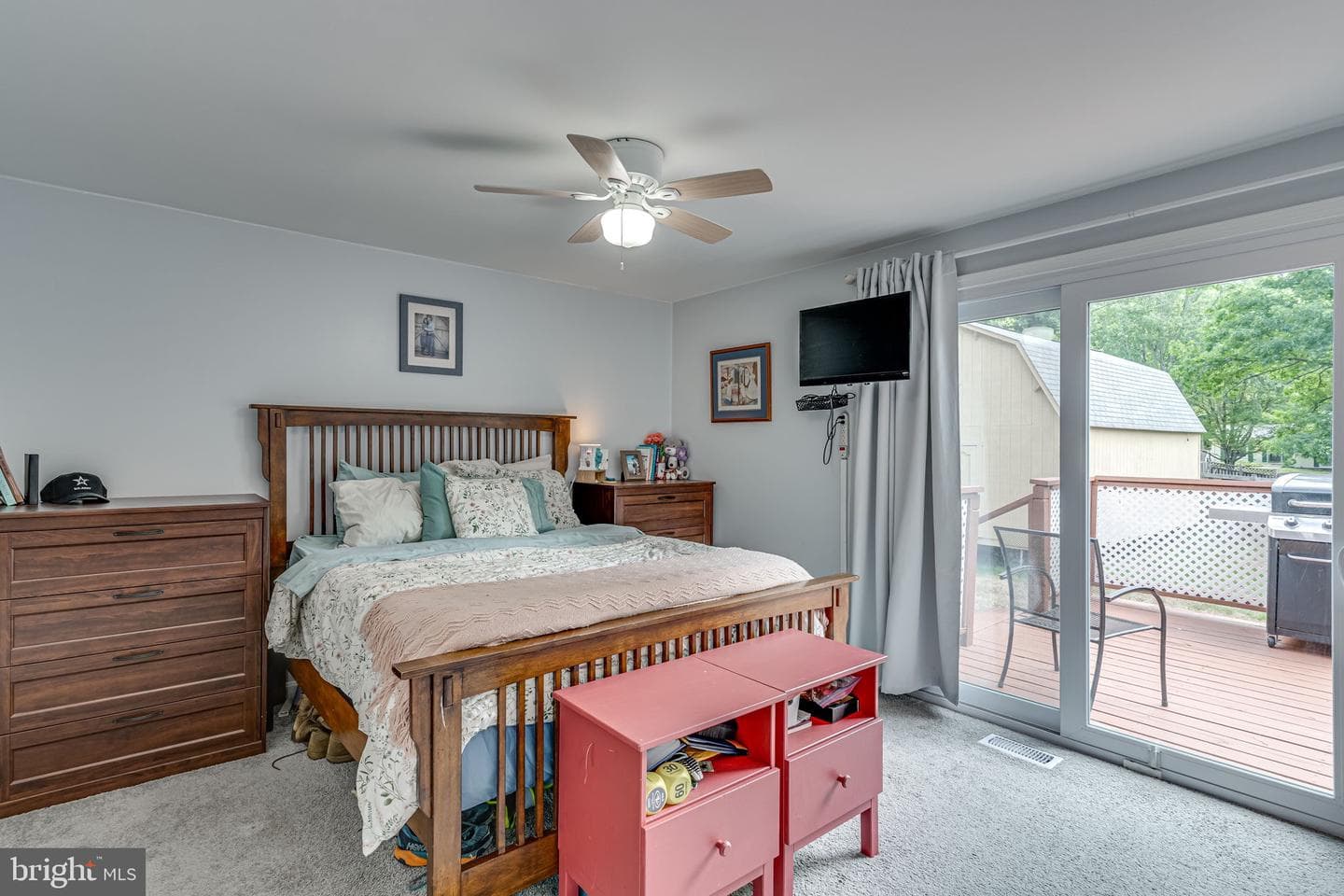 7102 Sybaris Drive photo 8