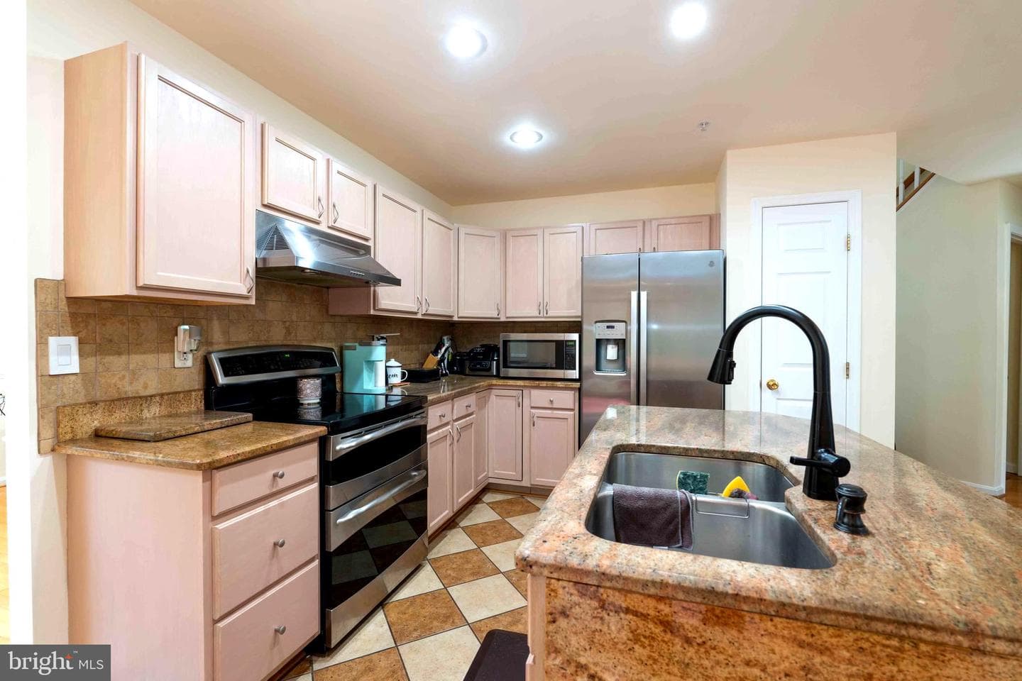 9412 Biemans Terrace photo 23