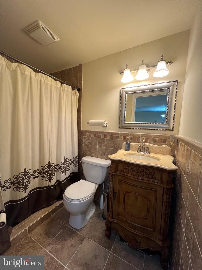 9412 Biemans Terrace photo 59