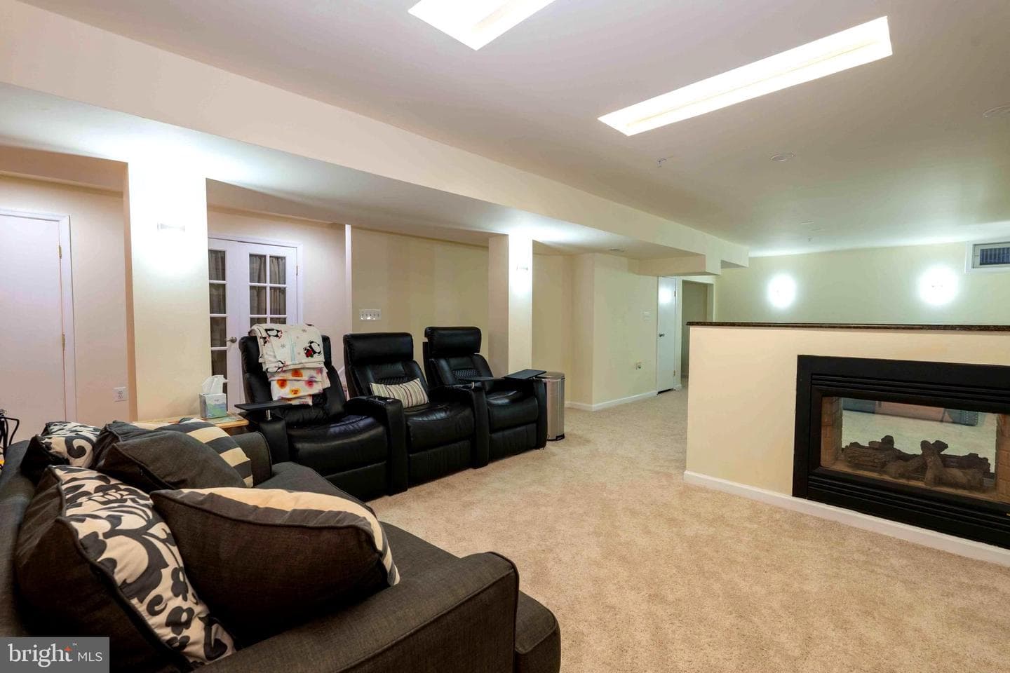9412 Biemans Terrace photo 64