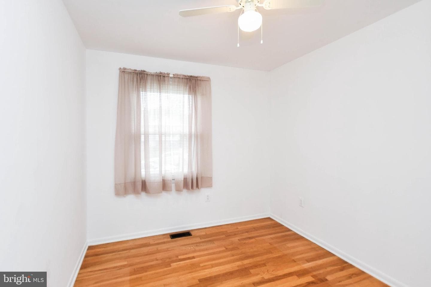 7911 Polk Street photo 15