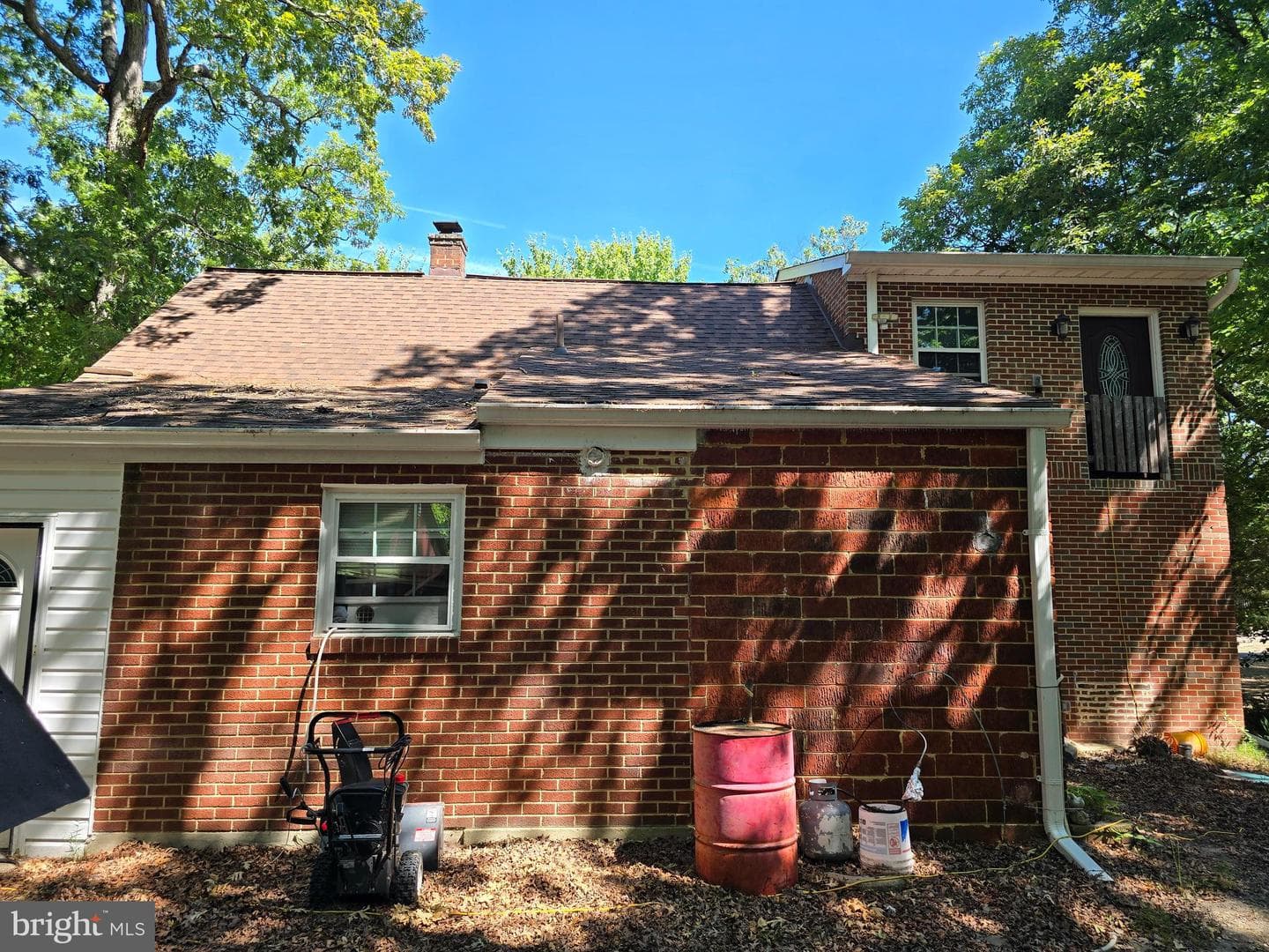 7301 Milligan Lane photo 2