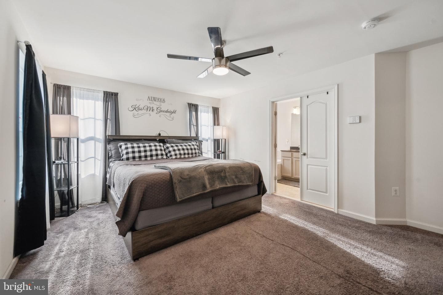 10708 Eastland Circle photo 27