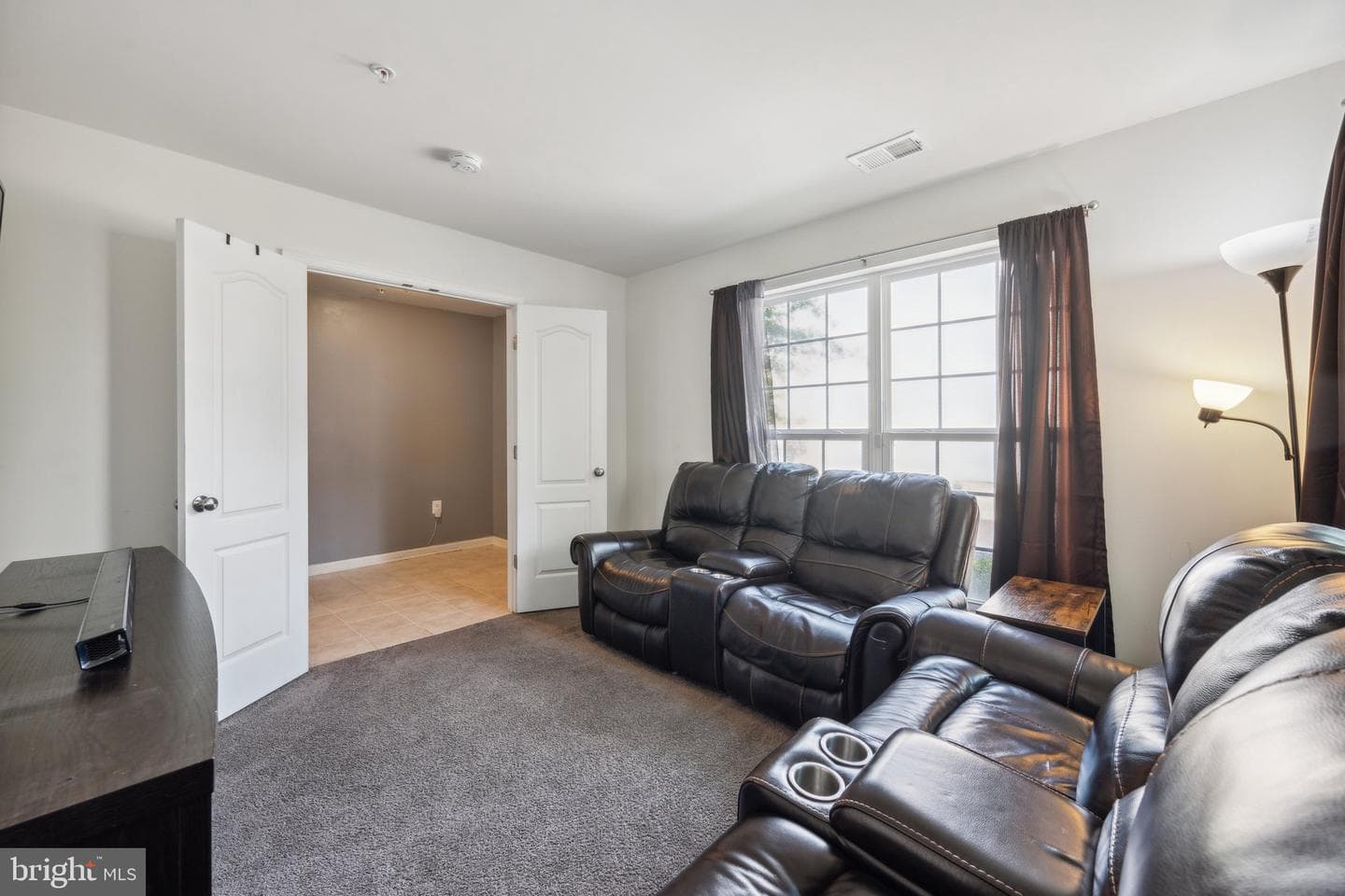 10708 Eastland Circle photo 5