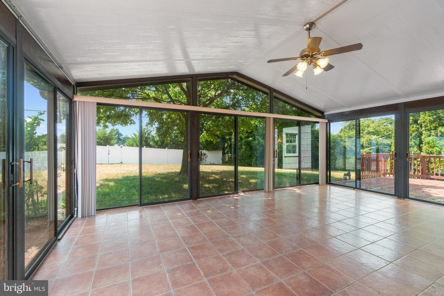 2910 Tapered Lane photo 24