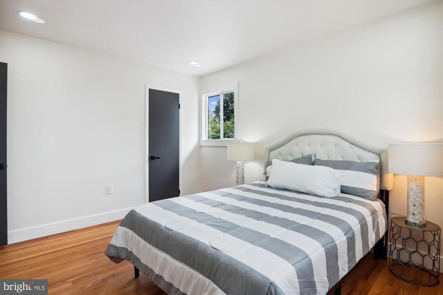 6706 Edgemere Drive photo 31