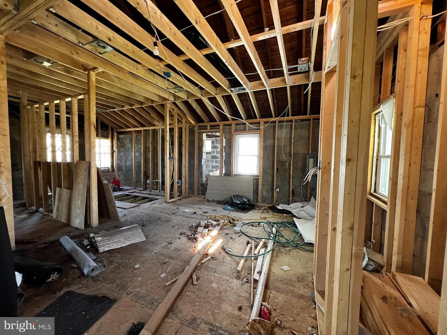 9106 Lincoln Avenue photo 4
