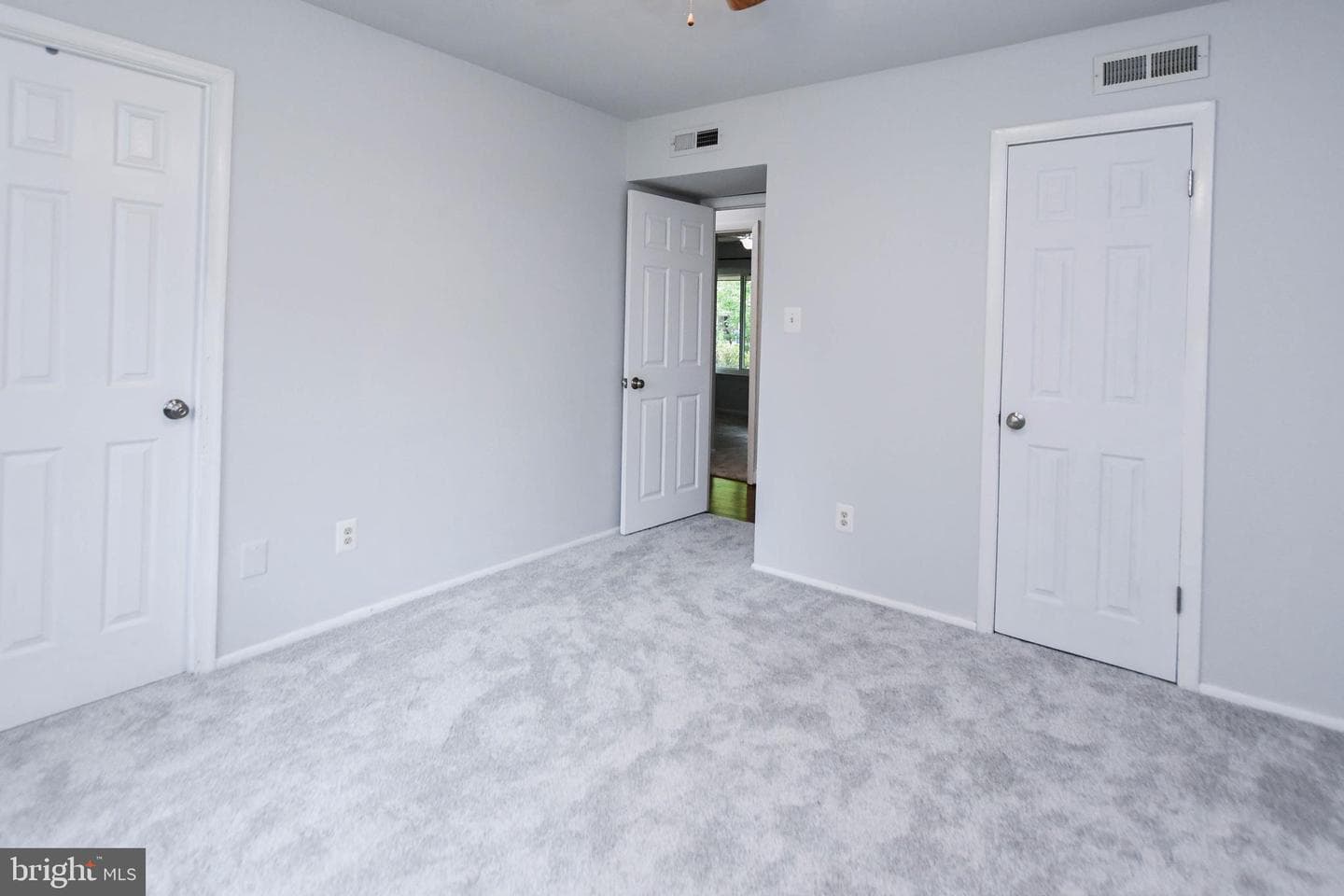 15923 Paisley Lane photo 11