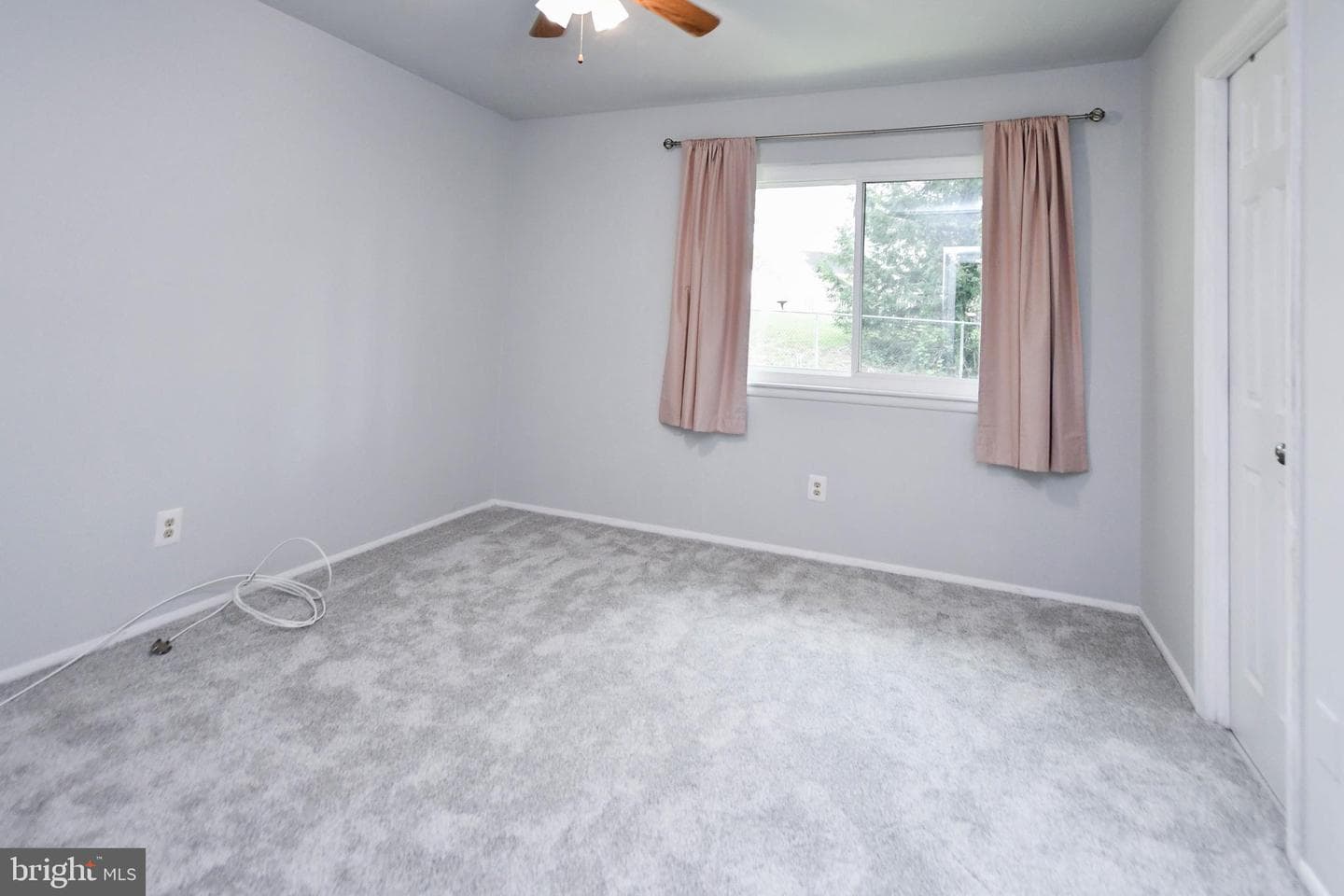 15923 Paisley Lane photo 12