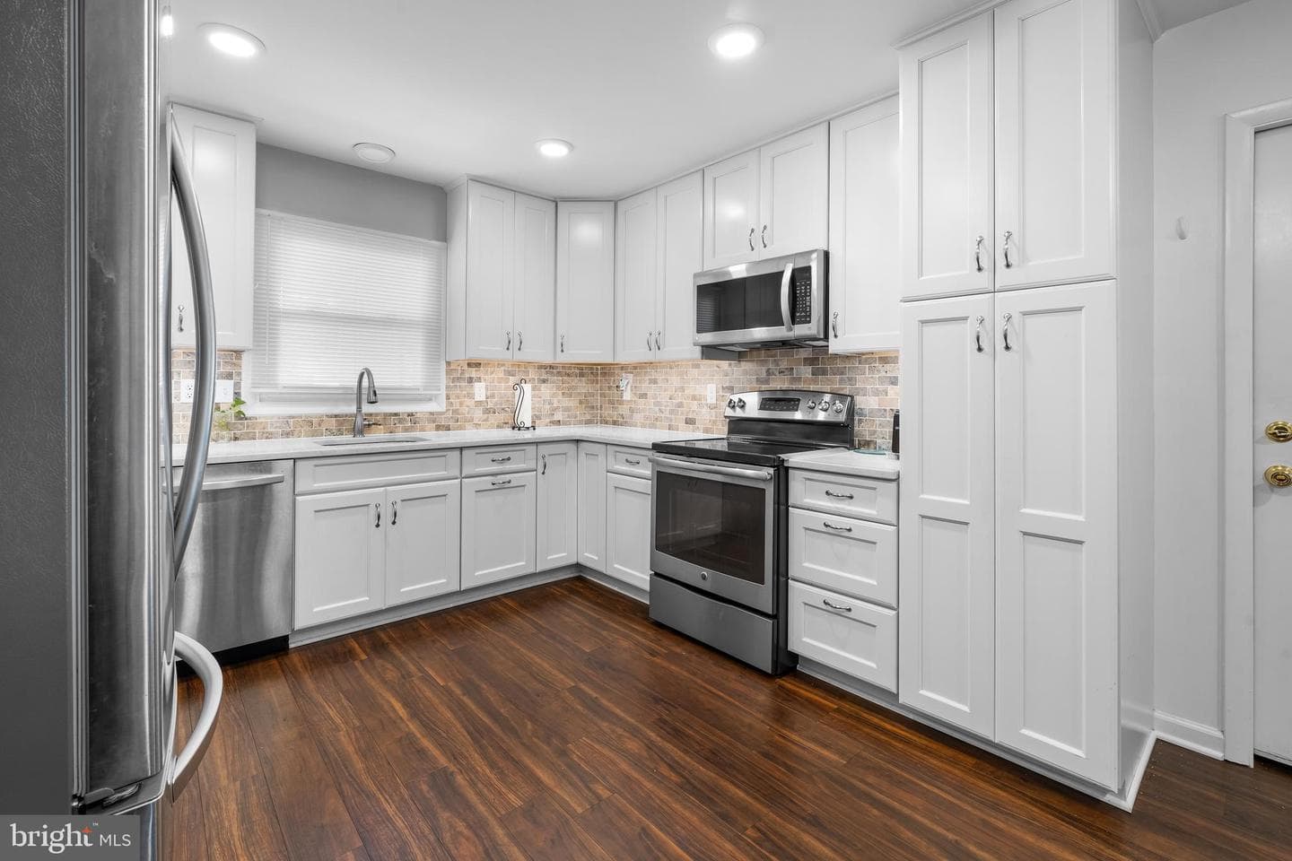 12729 Buckingham Drive photo 8