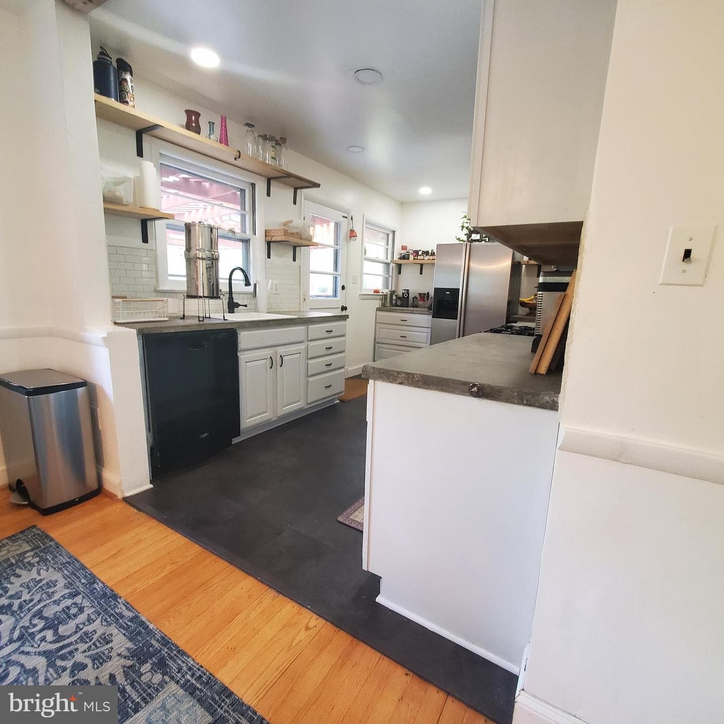 10106 Towhee Avenue photo 6