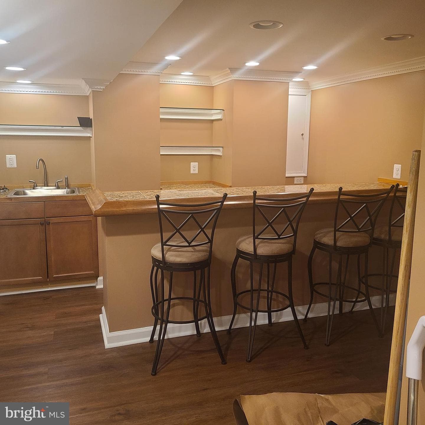 611 Quade Street photo 10