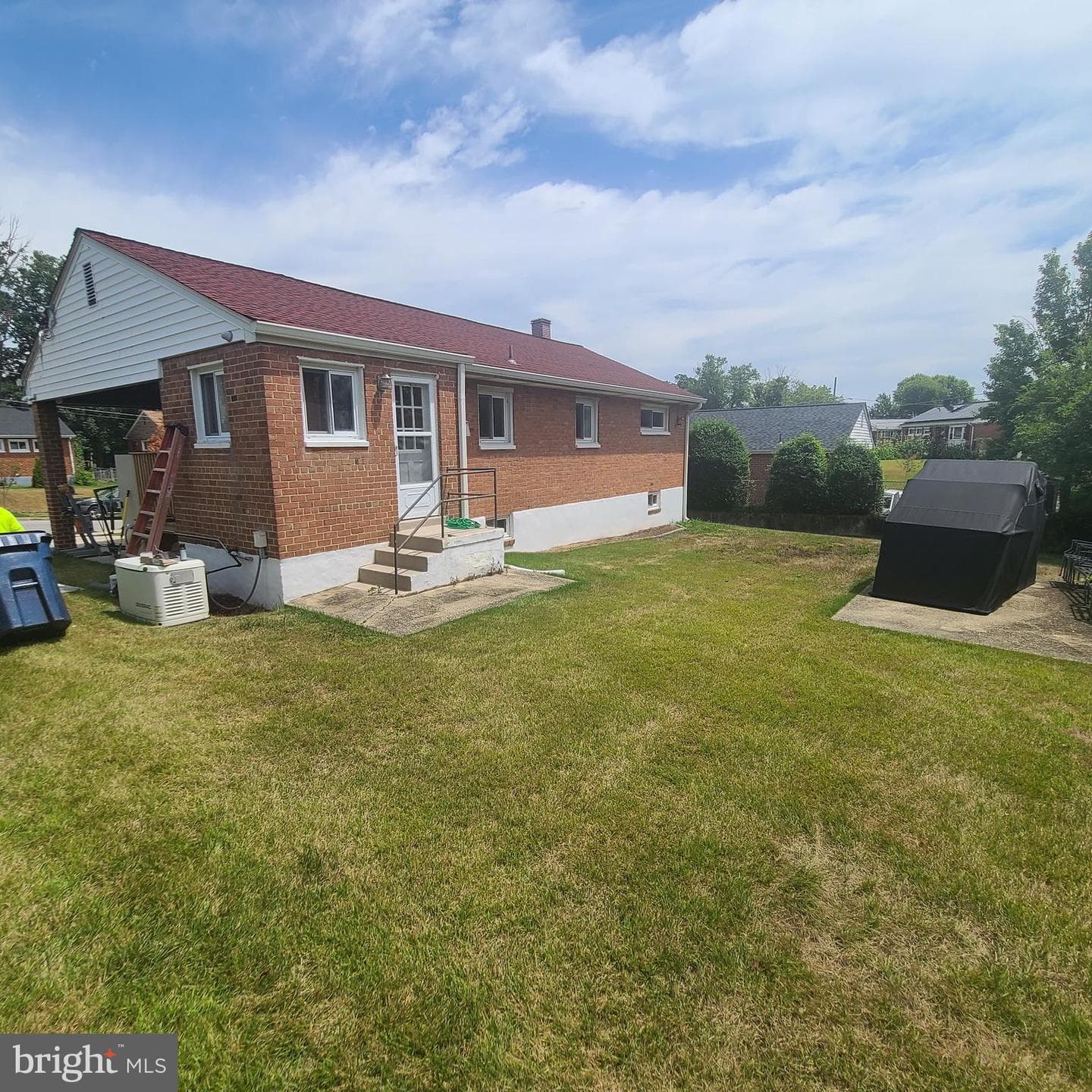 611 Quade Street photo 2