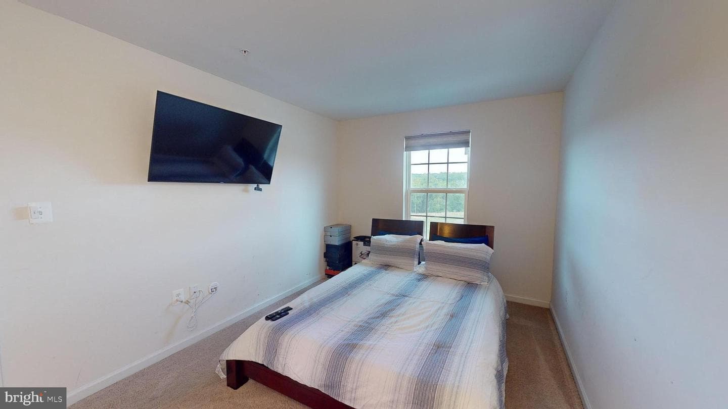 10608 Presidential Parkway photo 42