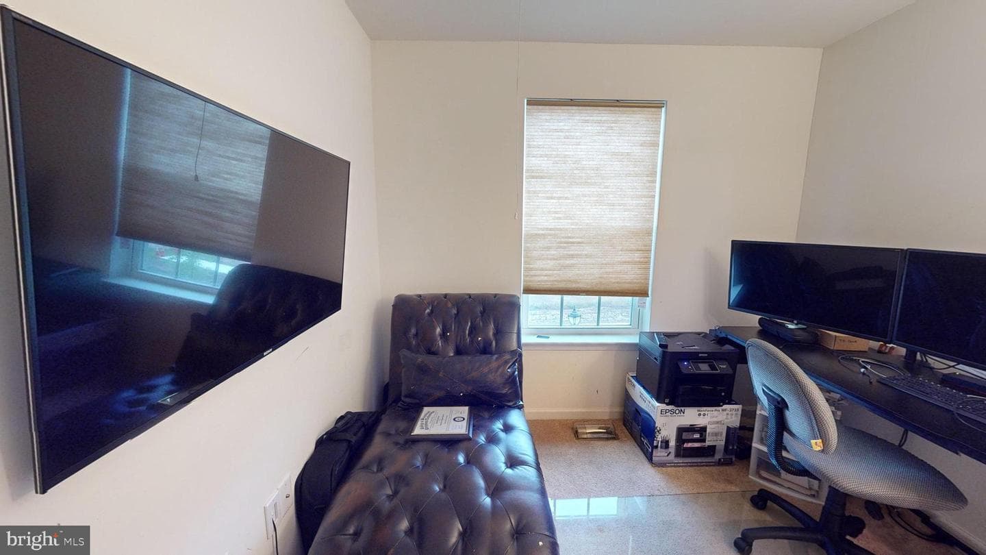 10608 Presidential Parkway photo 45
