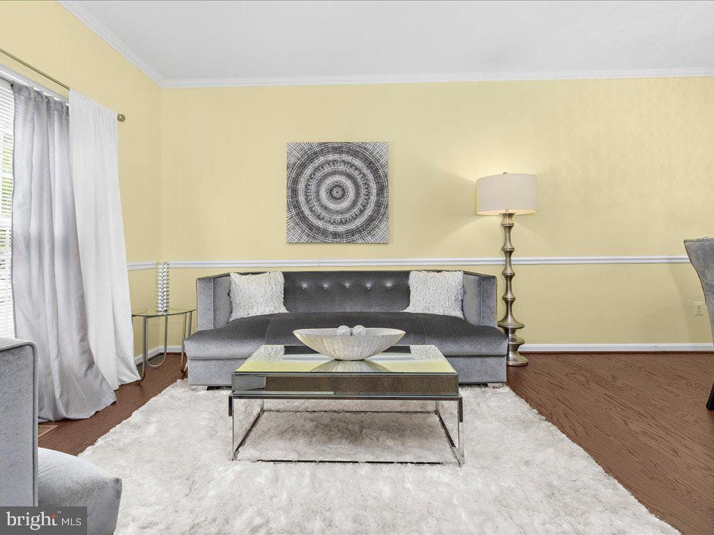 2720 Zeek Lane photo 3