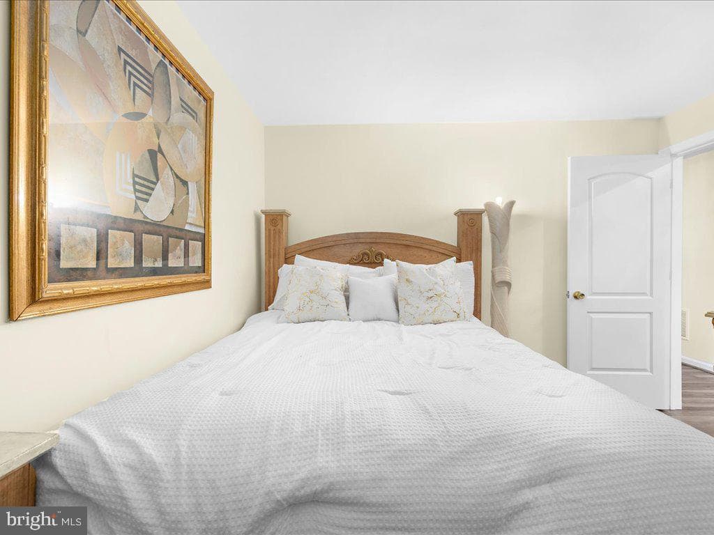 2720 Zeek Lane photo 32