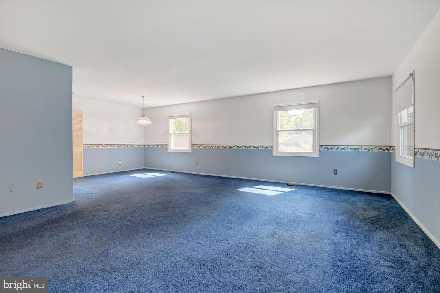 12520 Kensington Lane photo 17
