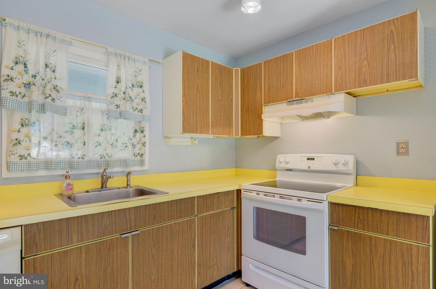 12520 Kensington Lane photo 4