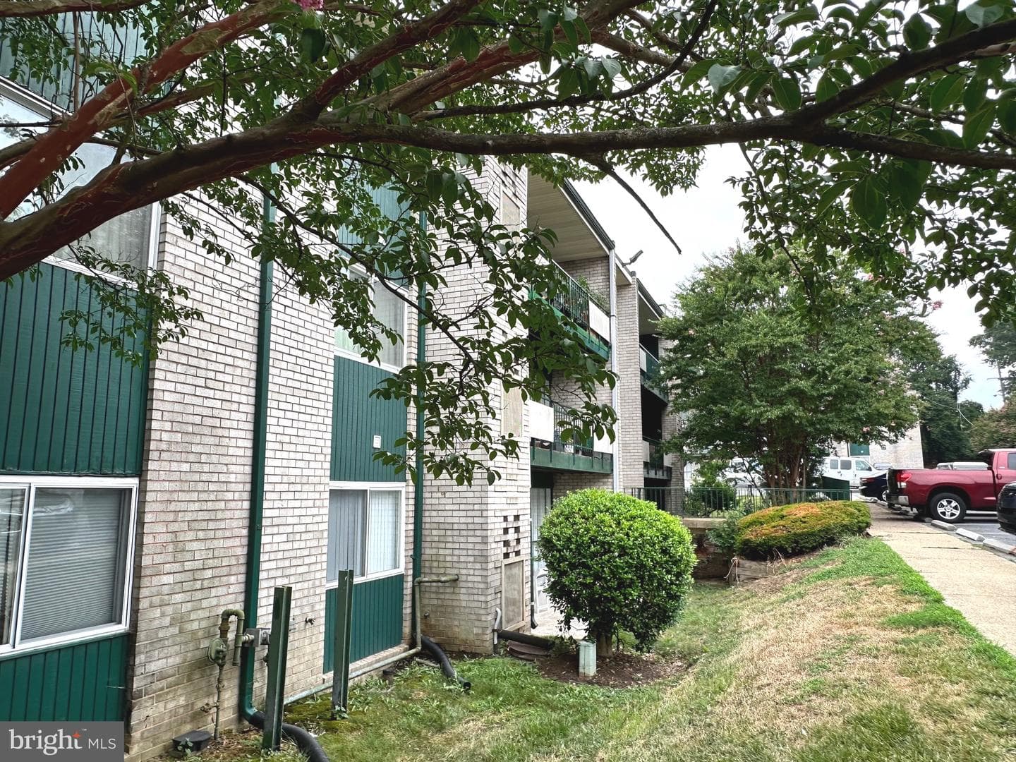 9278 Adelphi Road #304 photo 29
