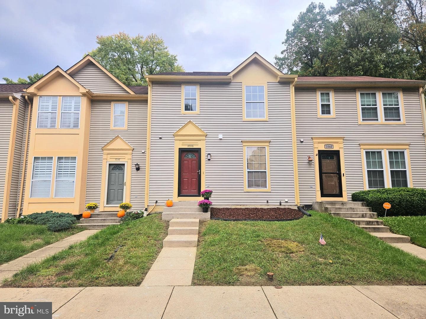 1038 Karen Boulevard photo 1