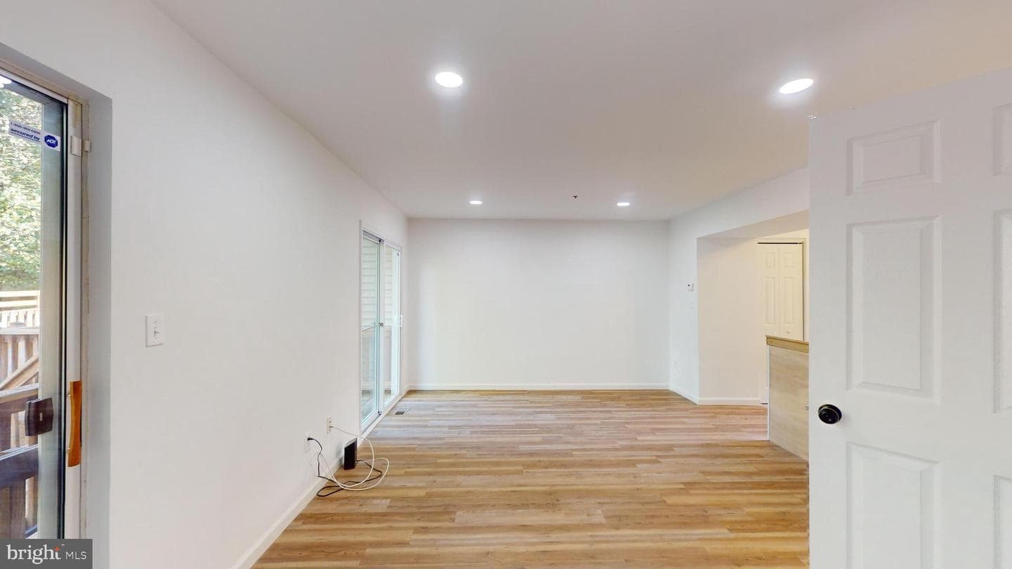 1038 Karen Boulevard photo 19