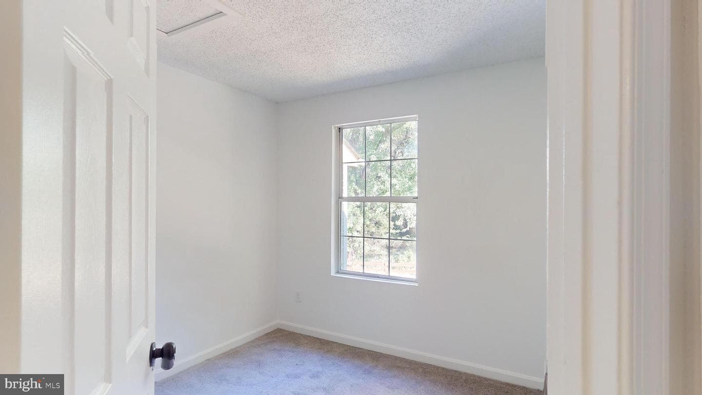 1038 Karen Boulevard photo 32