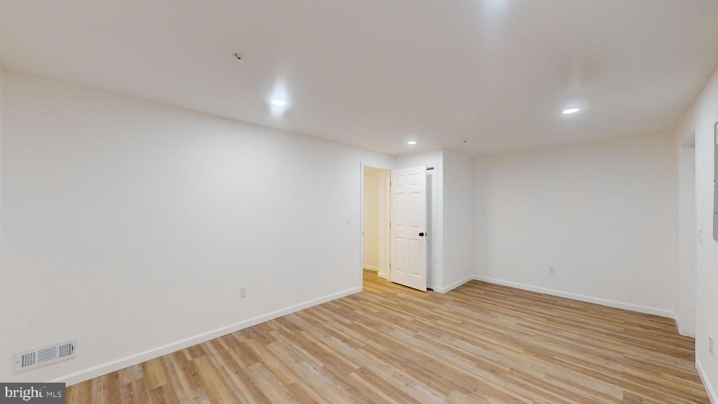 1038 Karen Boulevard photo 38
