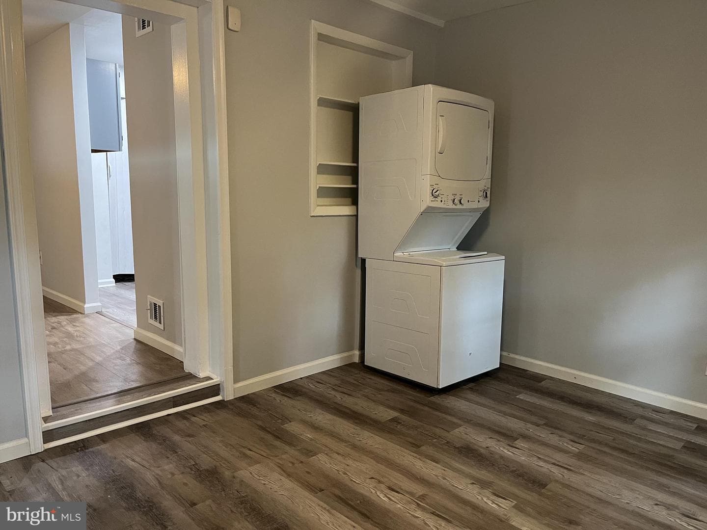 6907 Kent Town Drive photo 14