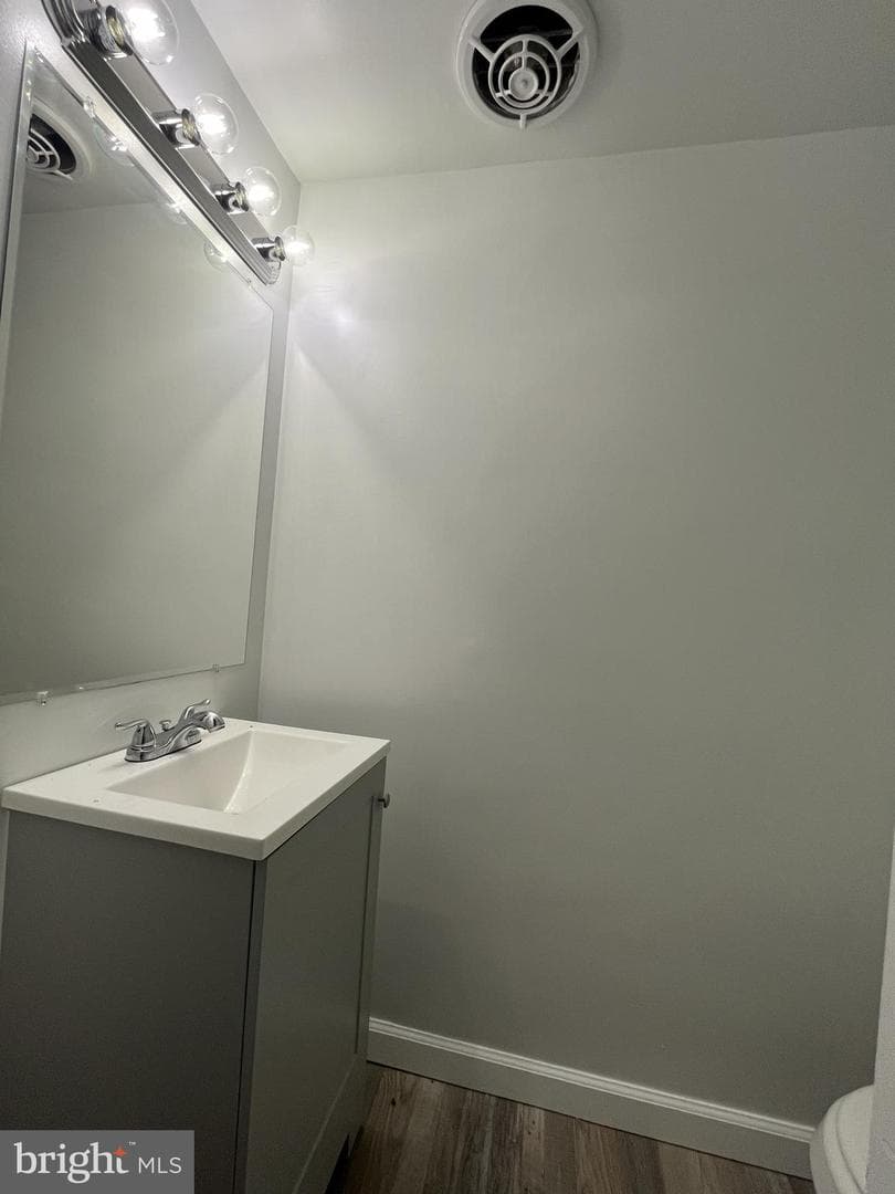 6907 Kent Town Drive photo 30