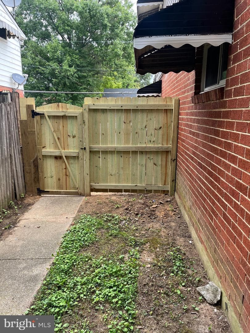 6907 Kent Town Drive photo 39