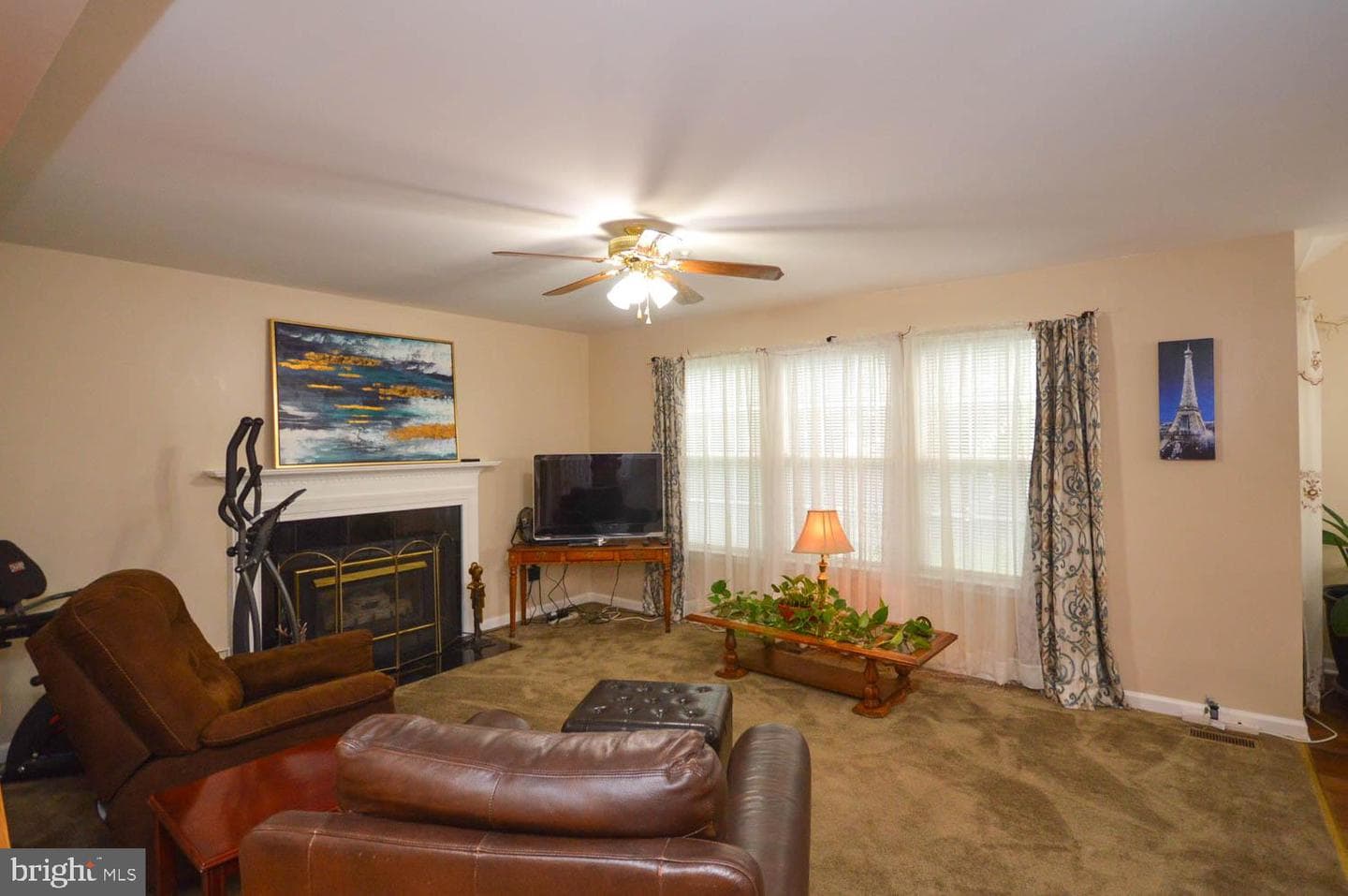 303 Prairie Court photo 11