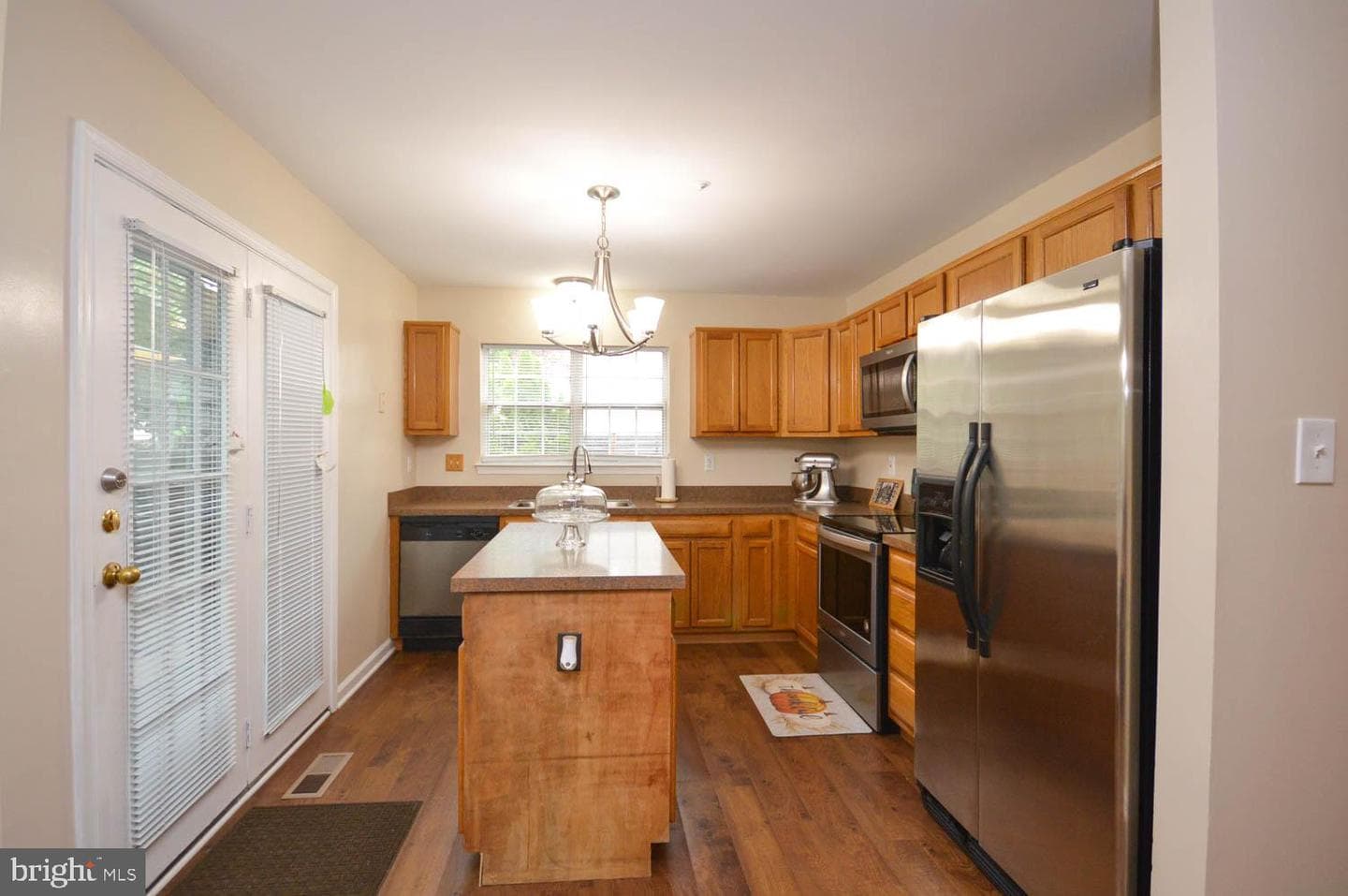 303 Prairie Court photo 14