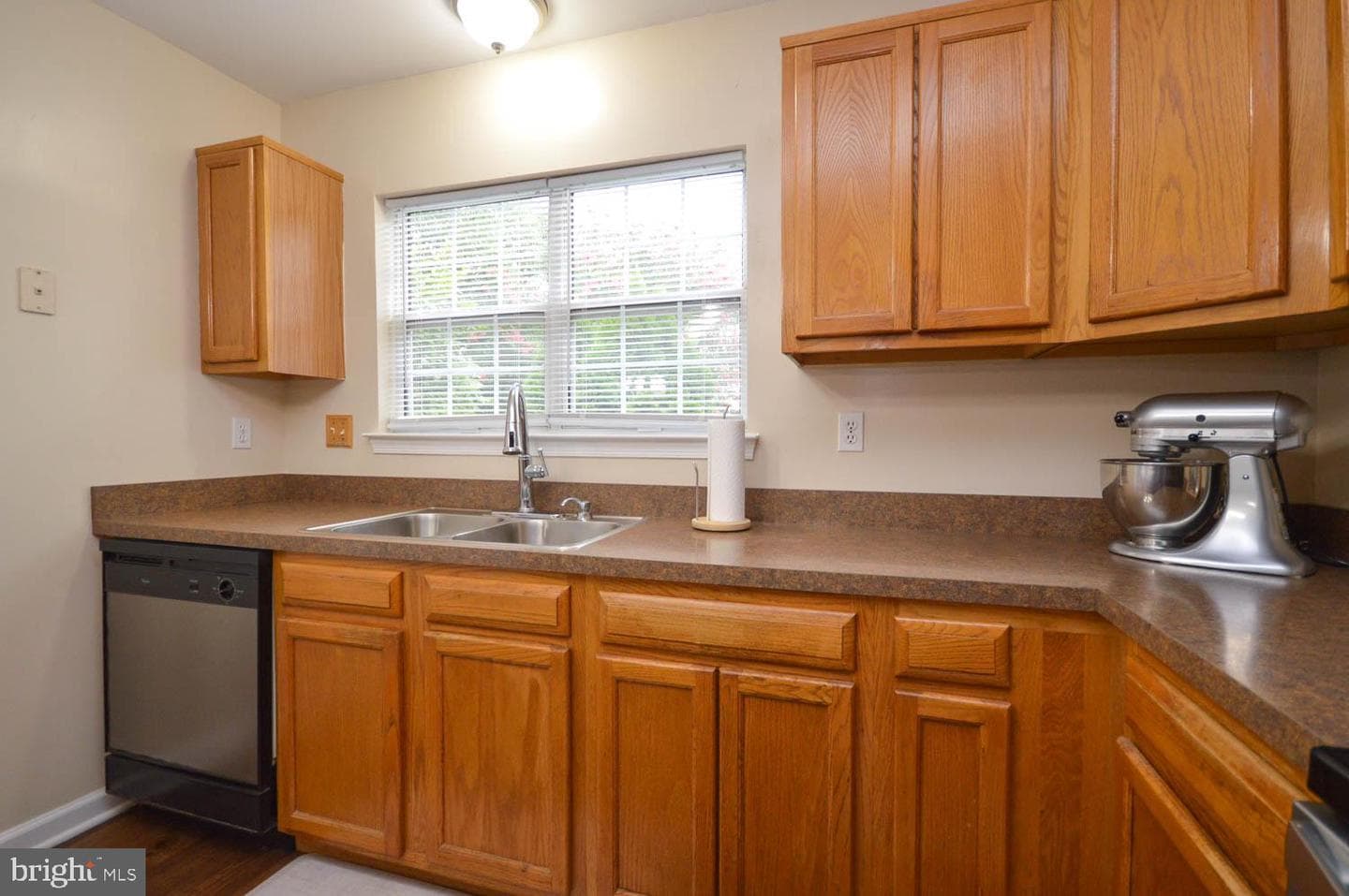 303 Prairie Court photo 16
