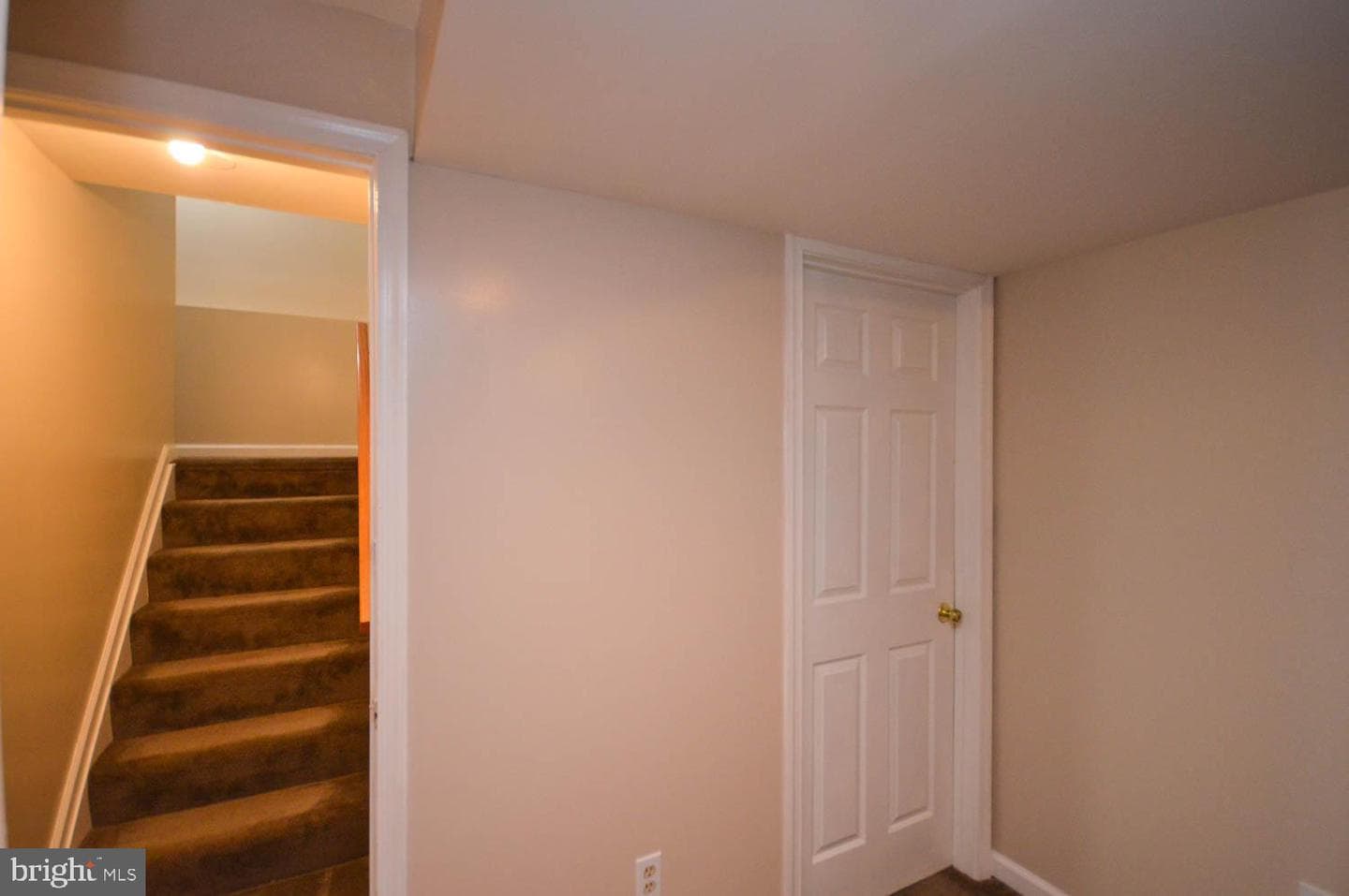 303 Prairie Court photo 33