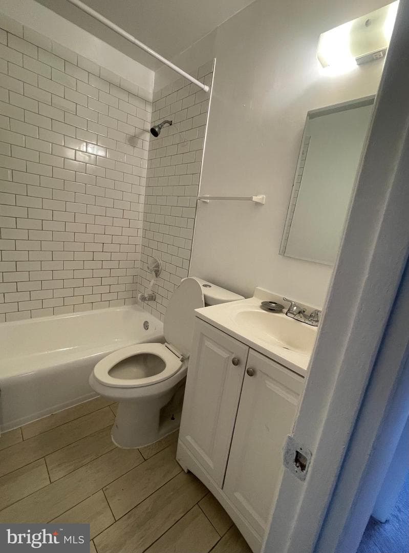 1102 Westview Terrace photo 13