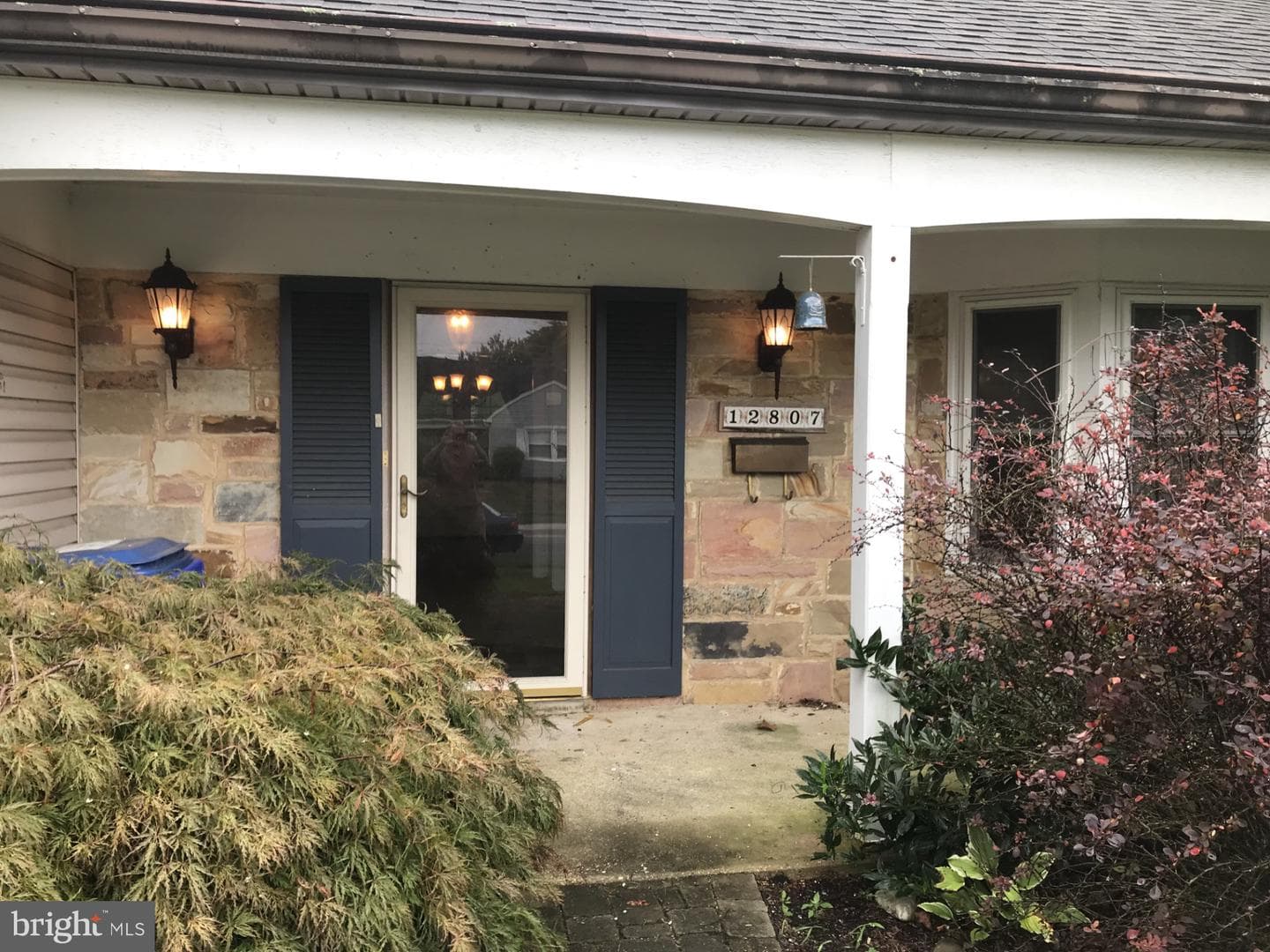 12807 Buckingham Drive photo 2