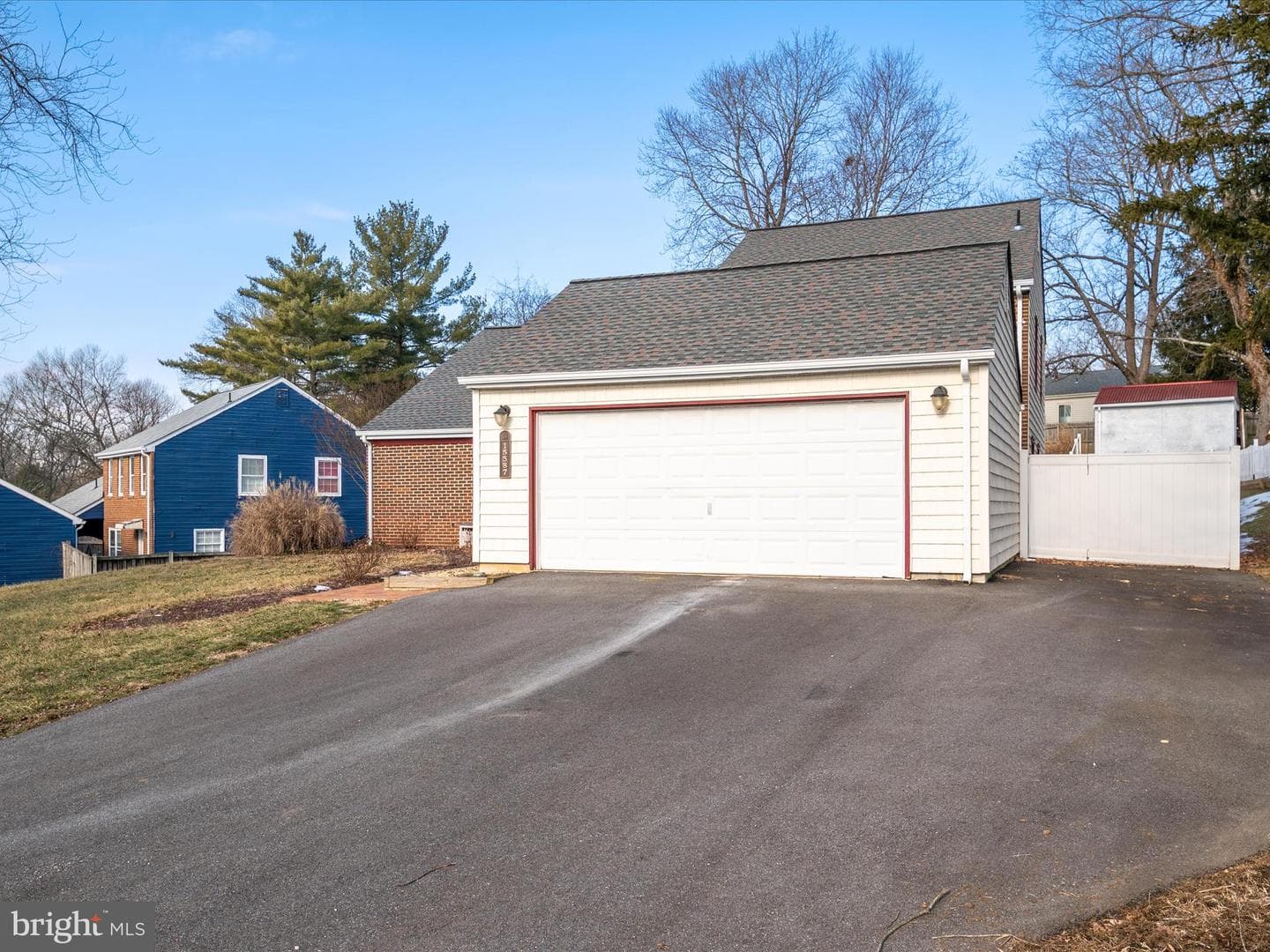 15587 Peach Walker Drive photo 3