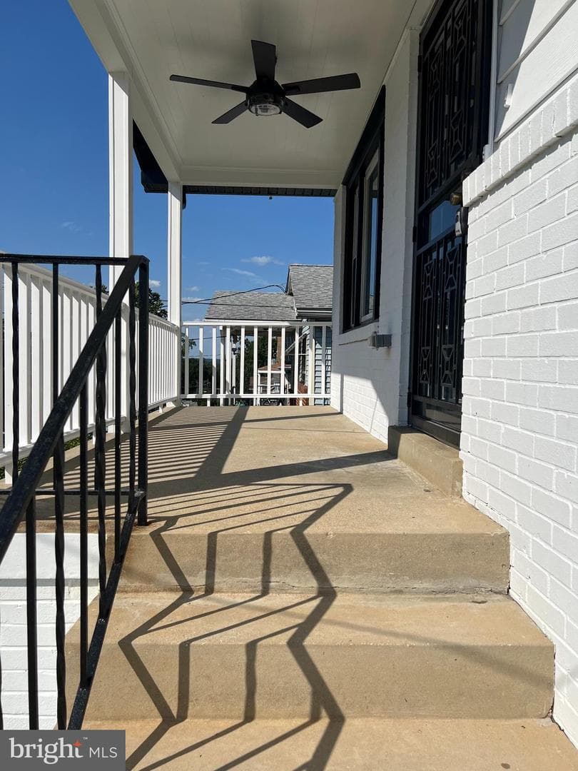 1216 Capitol Heights Boulevard photo 3